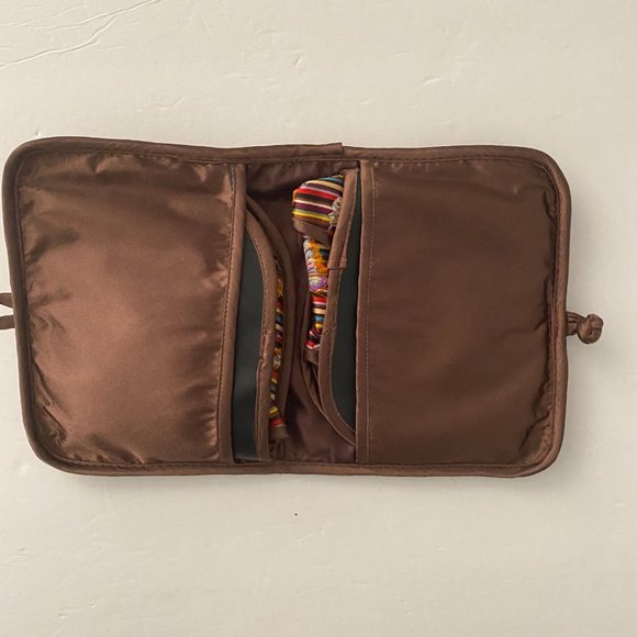 HOMEMADE Travel Slipper with Bag - Picture 3 of 9